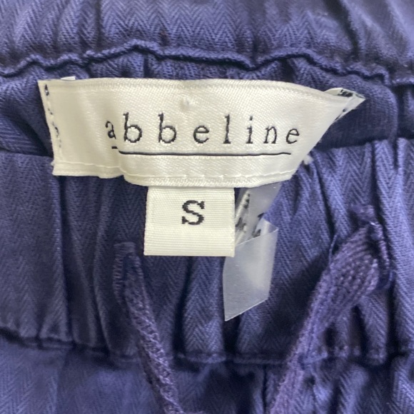 Abbeline tencel navy mini skirt. - Picture 8 of 8